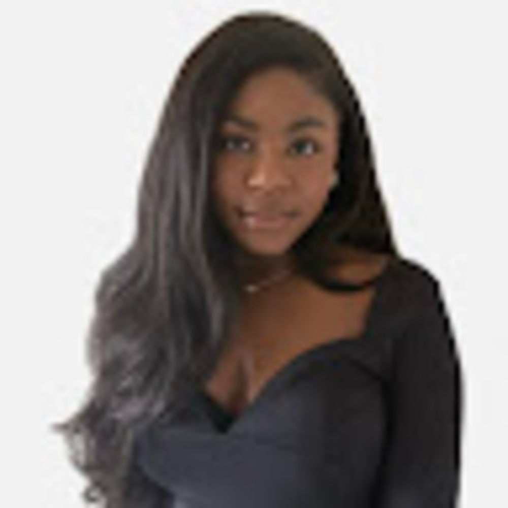 Meet your Posher, Alexis